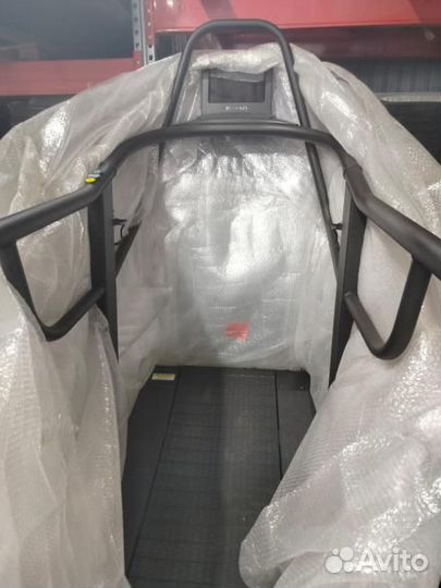 Тренажеры и спортинвентарь в количестве 796 ед