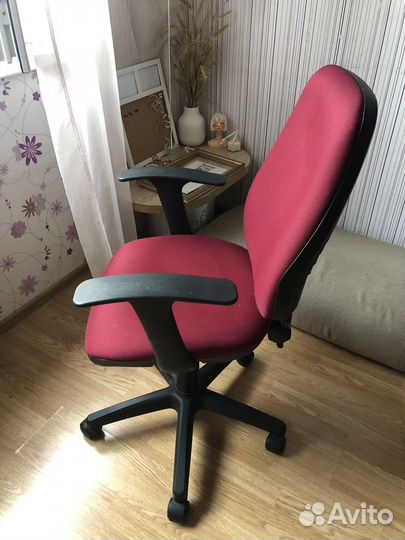 Компьютерное кресло