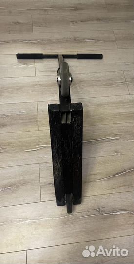 Трюковой самокат