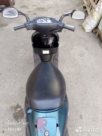 Скутер suzuki lets 2