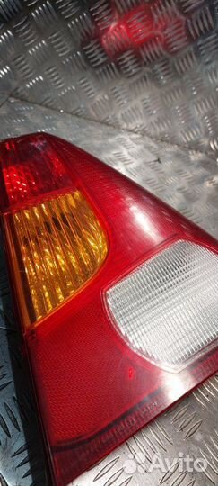 Фонарь задний правый Renault Logan седан K7JA710