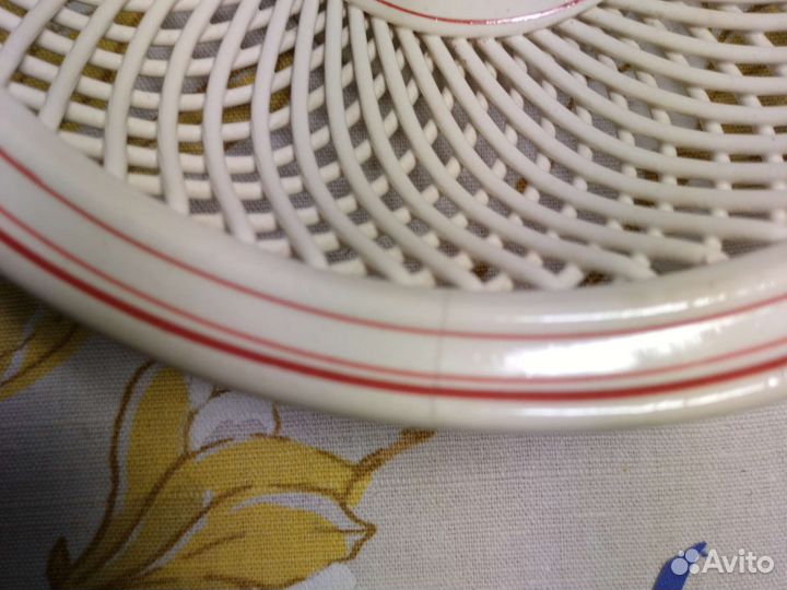 Сухарница, конфетница Кировский фарфор СССР