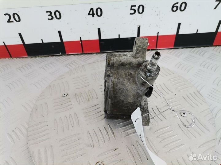 Насос вакуумный для Peugeot-Citroen 307 9801888780