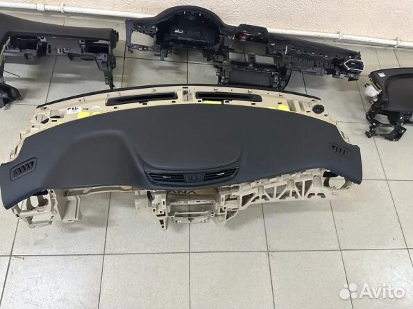 Панель передняя Nissan X-Trail T-32