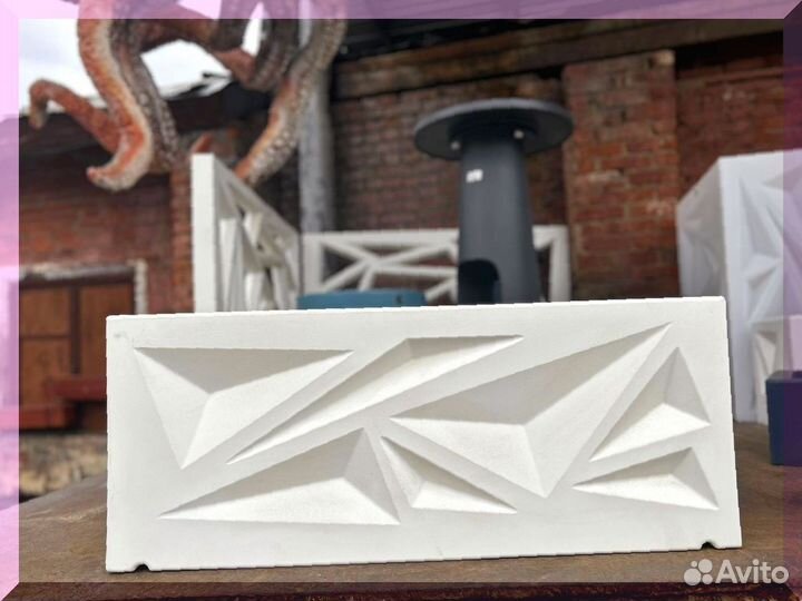 Кашпо для цветов из пластика