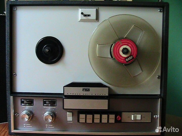 Катушечный магнитофон Arvin