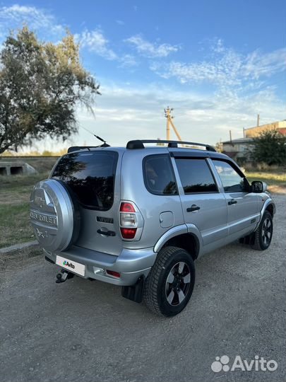Chevrolet Niva, 2008