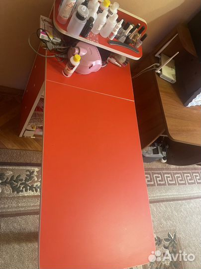 Маникюрный стол складной