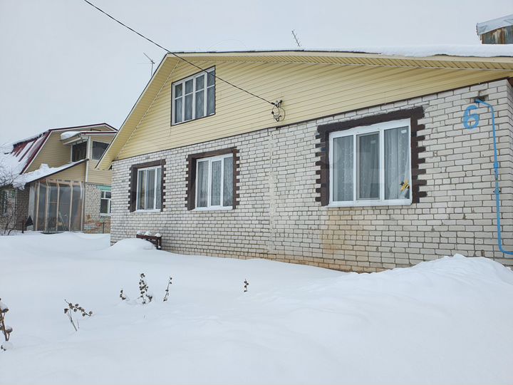 Дом 110 м² на участке 16 сот.