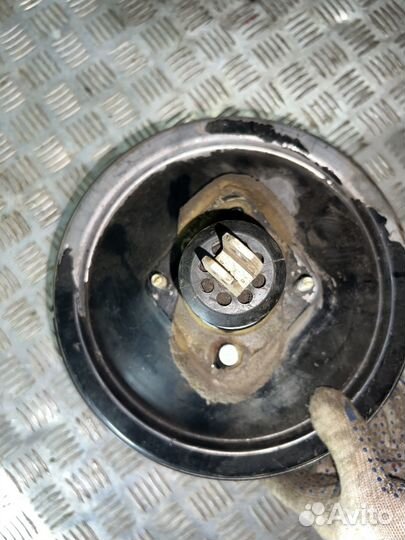 Вакуумный усилитель тормозов Mercedes E w124