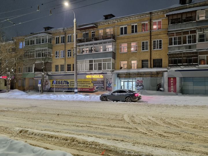 Свободного назначения, 529.7 м²