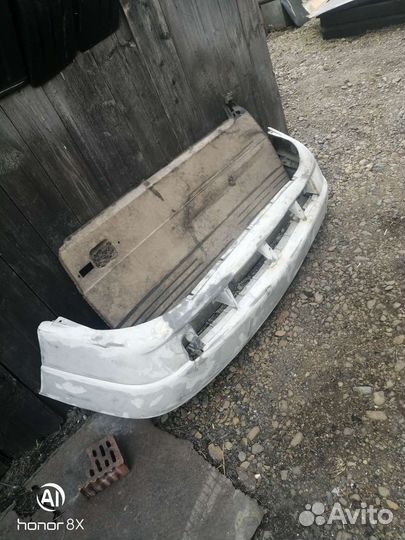 Передний бампер ваз 2110