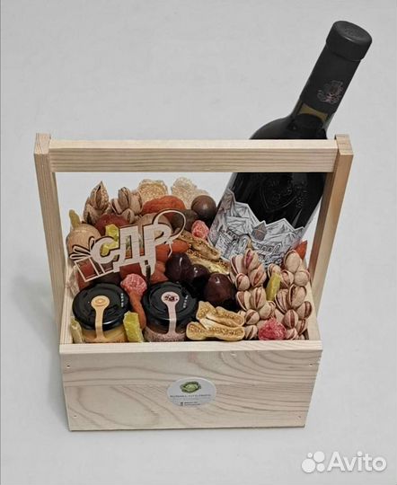 Съедобный букет из сухофруктов, орехов. Подарок