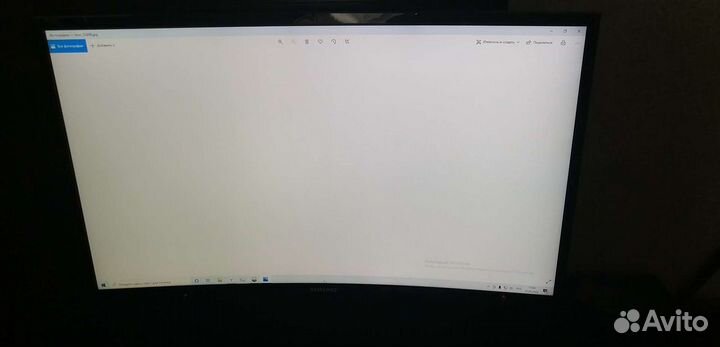 Монитор Samsung c27f390fhi