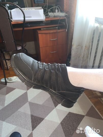 Кроссовки женские 38 размер