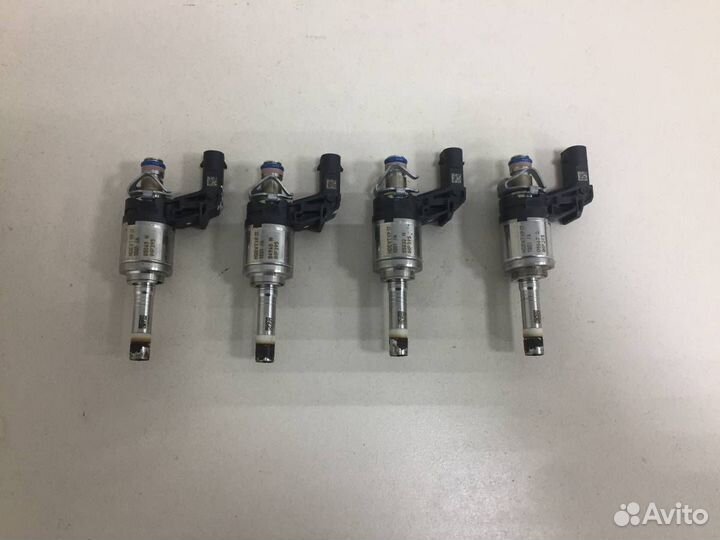 Форсунка инжекторная электрическая Skoda Karoq 201