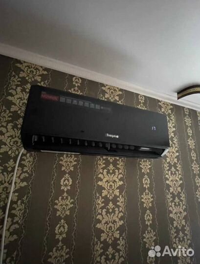 Сплит-система с установкой (кондиционер)