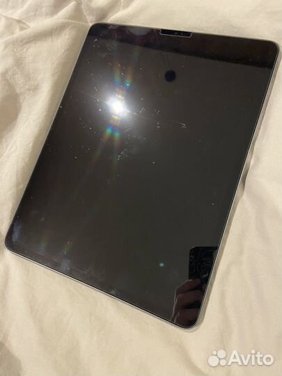 Планшет Apple iPad Pro 11