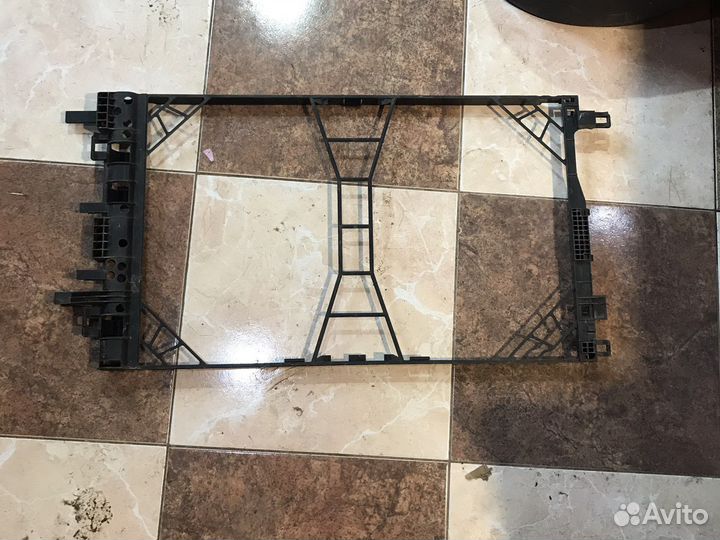 Диффузор радиатора оригинал Opel Insignia 1