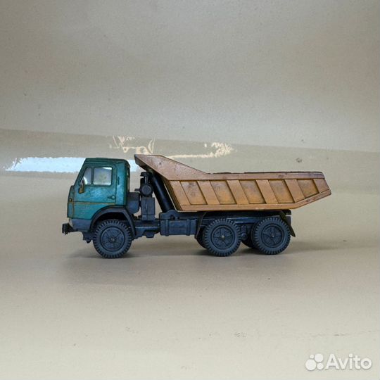 Модель автомобиля камаз-5511 грузовой СССР