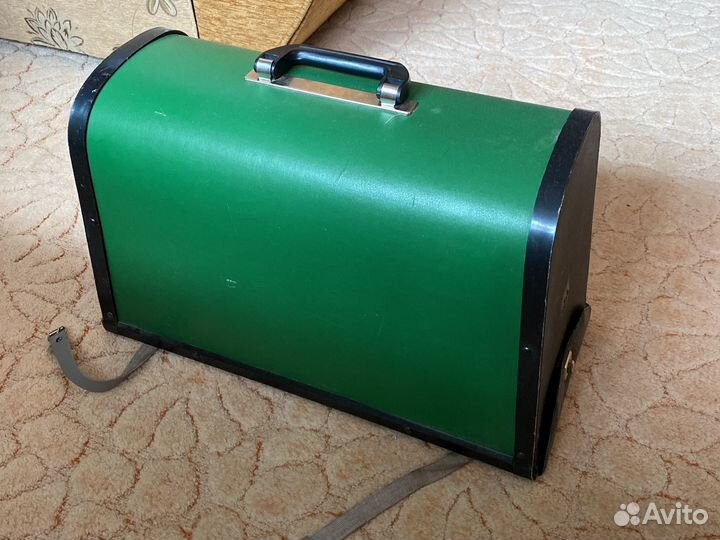 Швейная машинка ножная