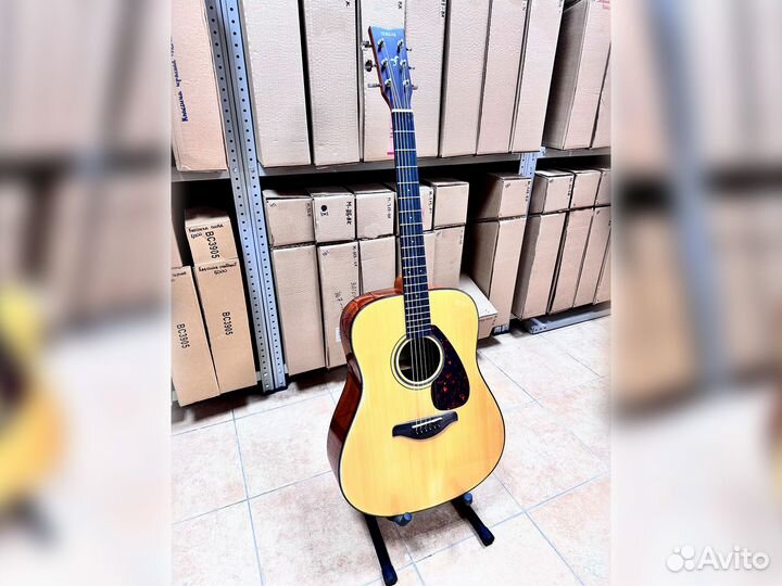 Гитара Yamaha FG800