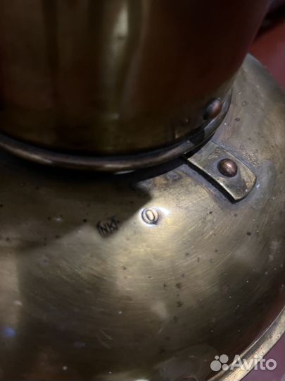 Старинный корабельный якорный фонарь