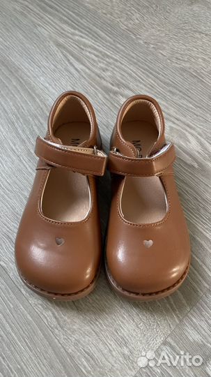 Туфли для девочки 28 размера