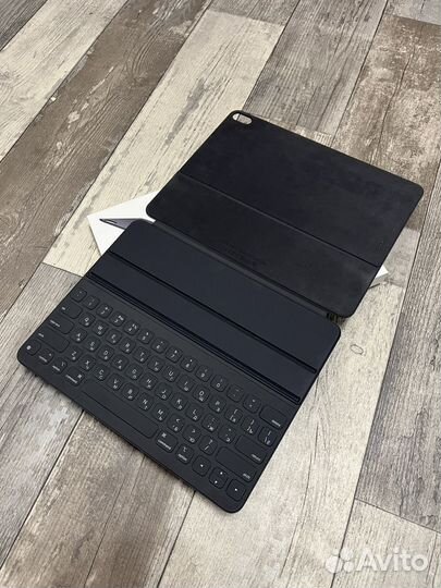 iPad Pro 12.9 SMART Keyboard Folio клавиатура