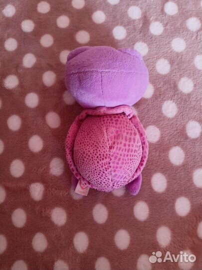 Плюшевая игрушка черепаха с большими глазами