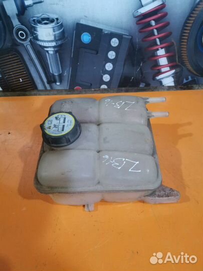 Бачок расширительный Ford Focus 2 хетчбек 2.5 hydb