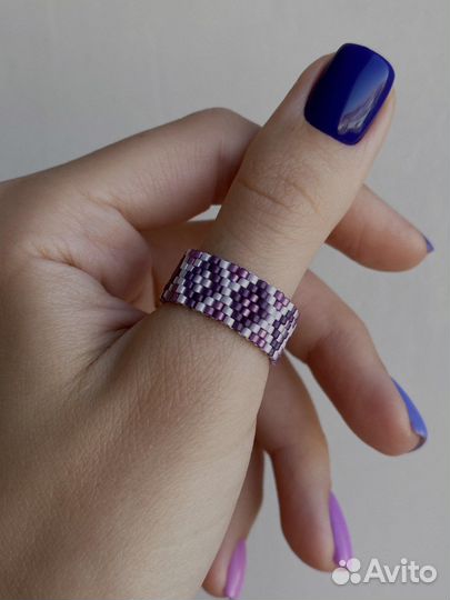 Кольцо ручной работы из бисера