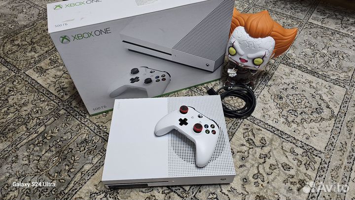 Xbox One S