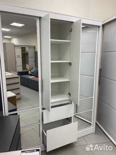 Шкаф симпл белый с зеркалом