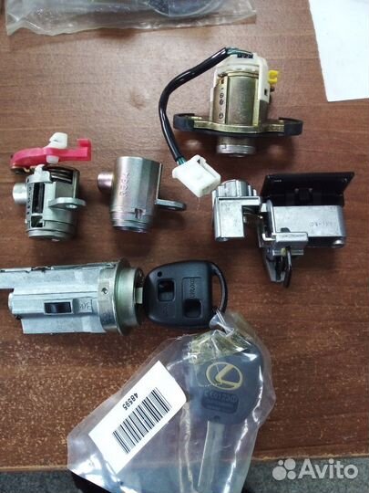 Комплект замков оригинал Lexus RX300 00-03