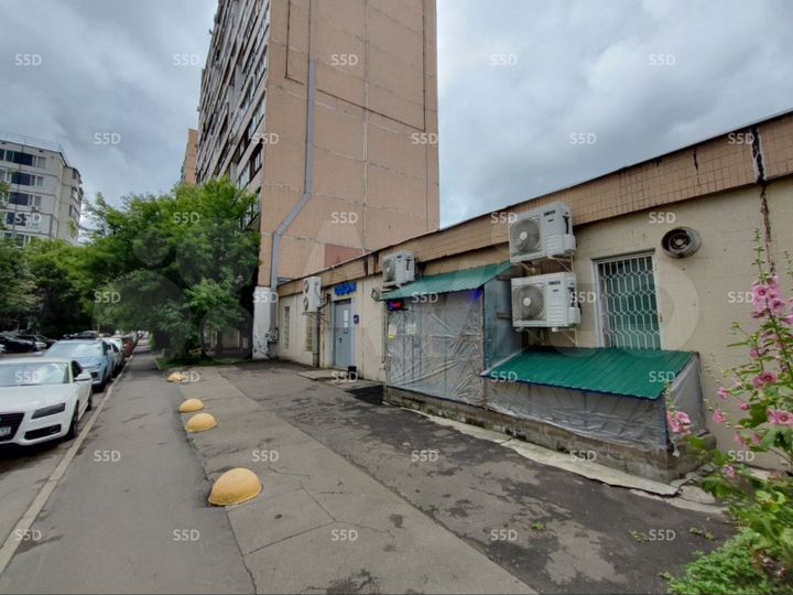 Продам торговое помещение, 415.7 м²