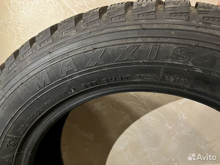 Maxxis ArcticTrekker NS5 16.9/15.5 R18