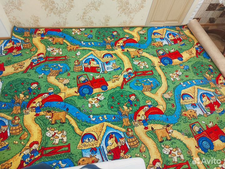 Продается ковролин