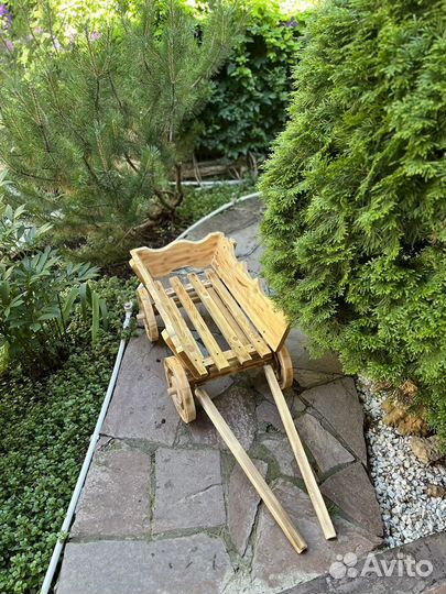 Тележка садовая. Декор для сада