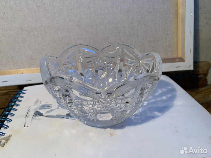 Хрустальная ваза