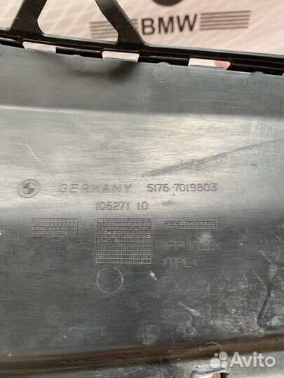 Пыльник крыла левый BMW F10