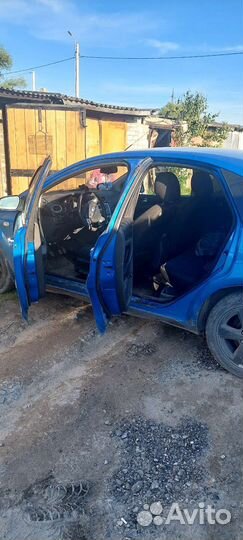 Ford Focus 2.0 МТ, 2005, битый, 219 000 км