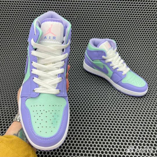 Кроссовки Nike Air Jordan 1 Mid Purple Aqua