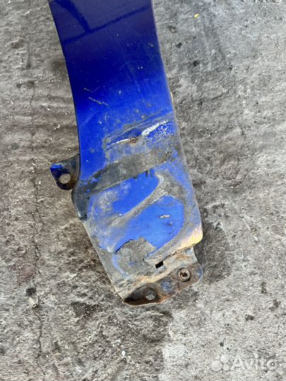 Крыло переднее правое Nissan Primera P11