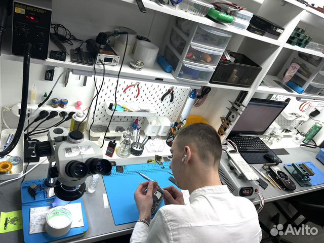 Ремонт iPhone, iPad, Macbook, Apple Watch