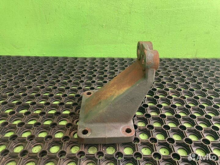 Кронштейн двигателя KAMAZ 5490-S5