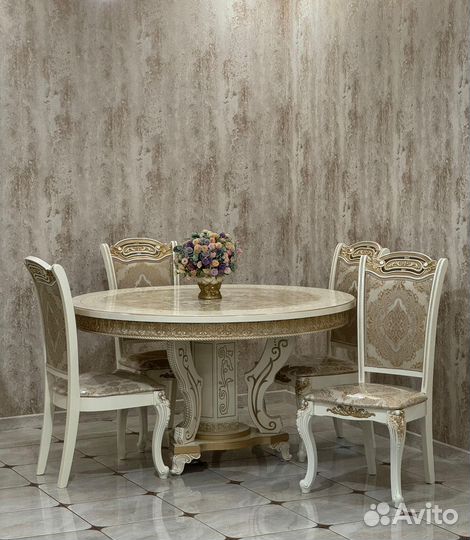 Столы и стулья для кухни. В наличии