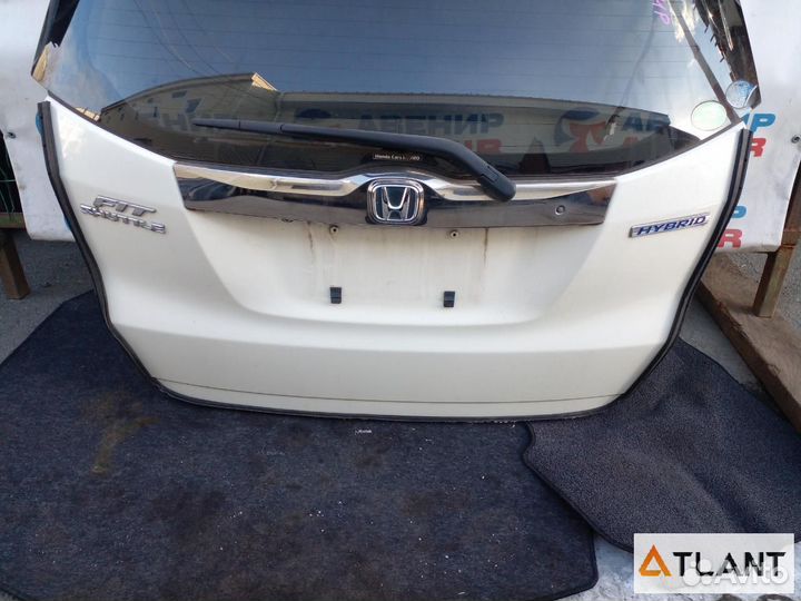 Дверь задняя задний honda FIT shuttle