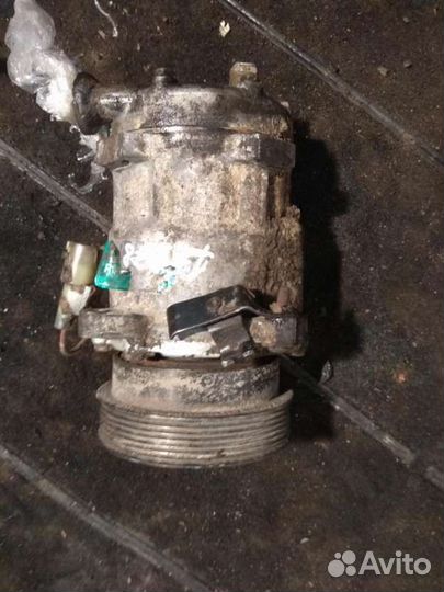 Компрессор кондиционера SD7V16 Rover 600 2.0