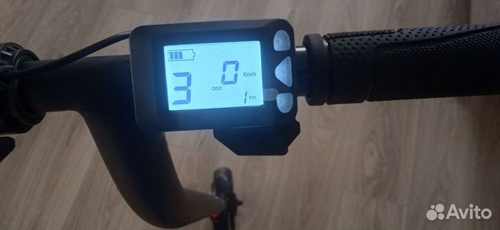 Самокат взрослый электрический